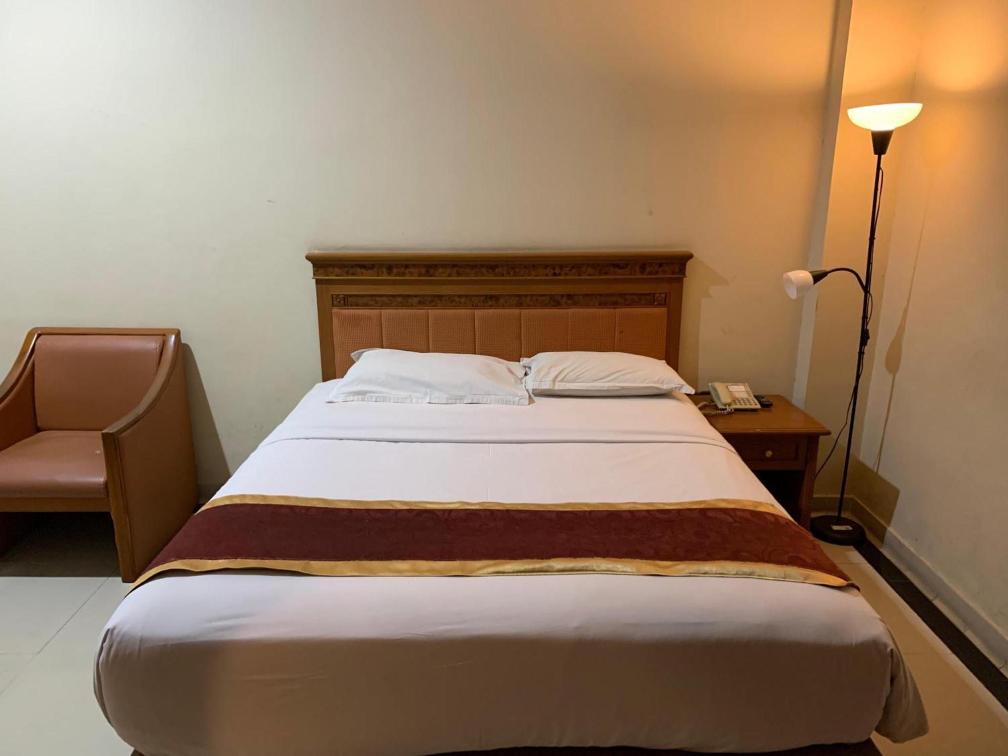 Enhaii Hotel Bandung Ngoại thất bức ảnh