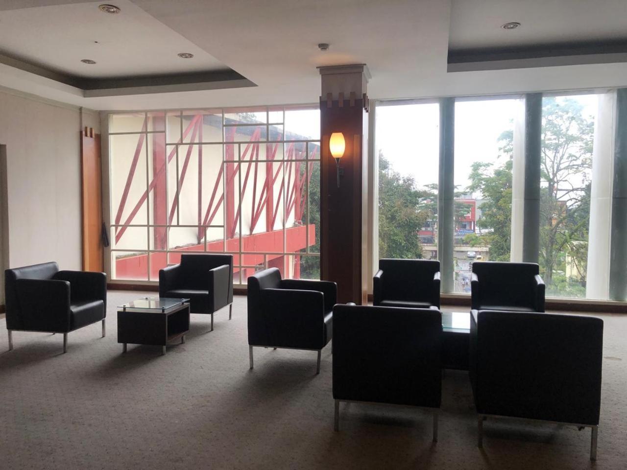 Enhaii Hotel Bandung Ngoại thất bức ảnh