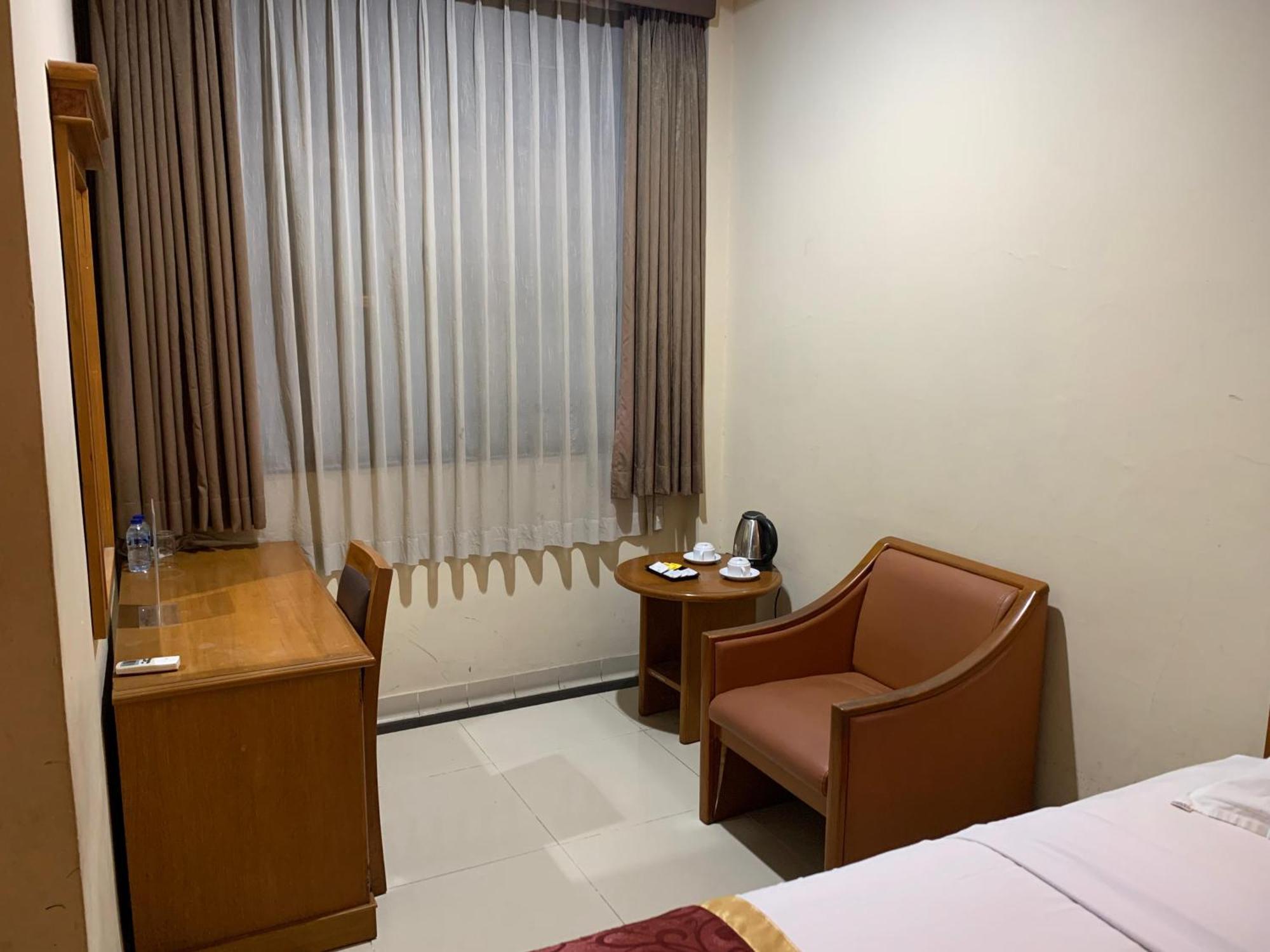 Enhaii Hotel Bandung Ngoại thất bức ảnh